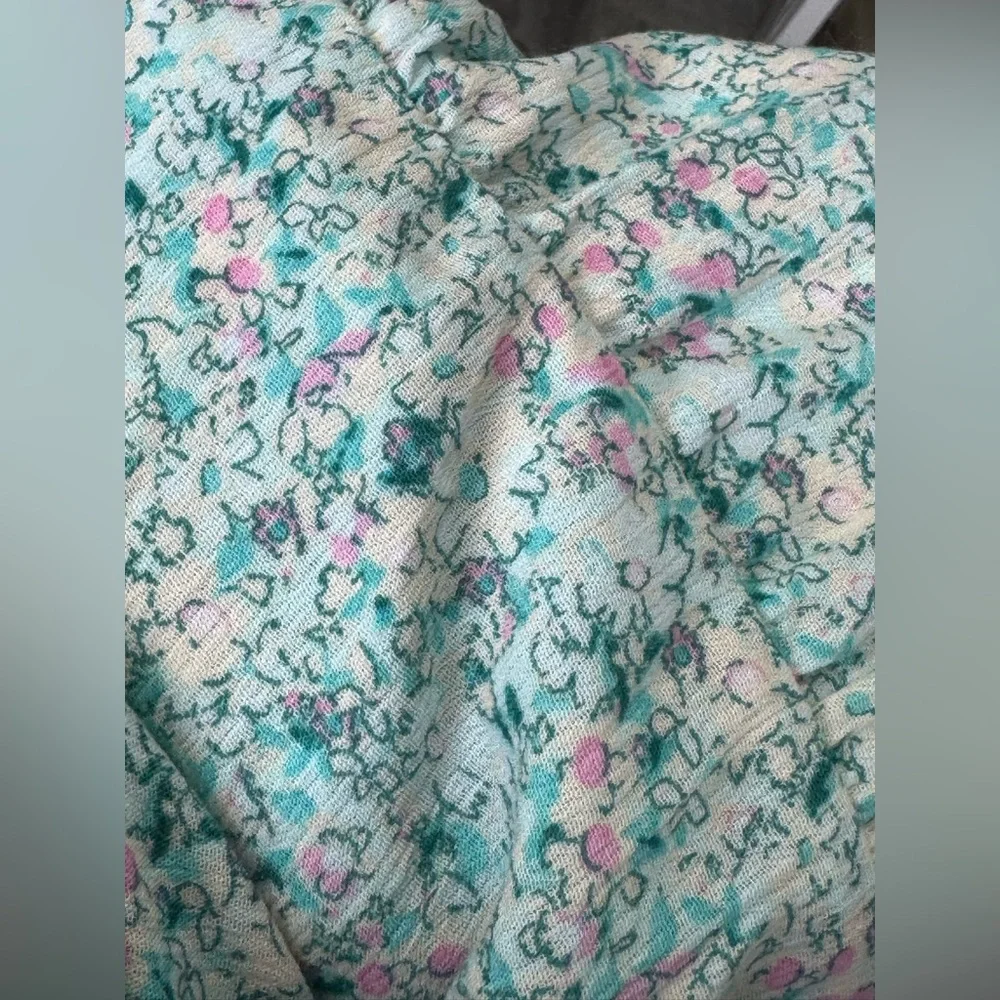 Torrid Mint Floral Blouse - Picture 4 of 4